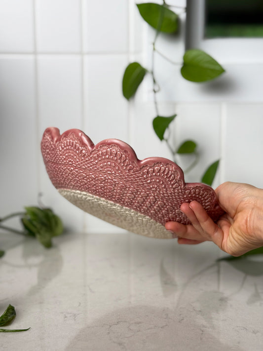 Duas Histórias em Rosa  - Limited Collector Bowl