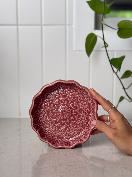Grandmother’s Rose — Limited Collector Platter (Small) 02